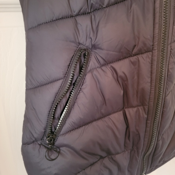 Bench Black Puff Vest - Picture 4 of 5